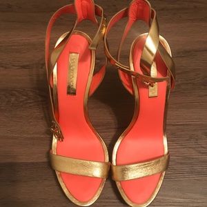 Like New BCBG Gold Ankle Strap High Heel